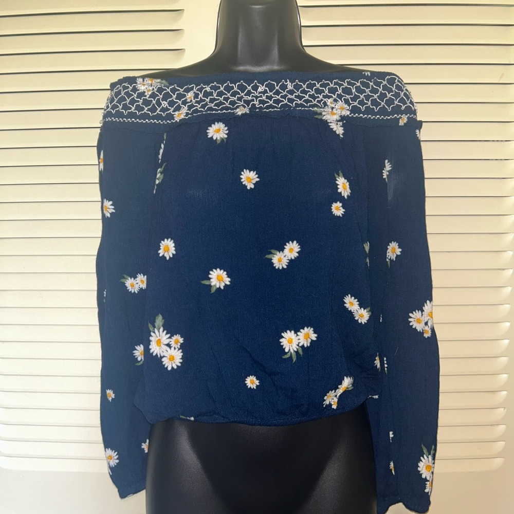 Aeropostale Navy Blue Off-Shoulder Blouse with Daisy Print